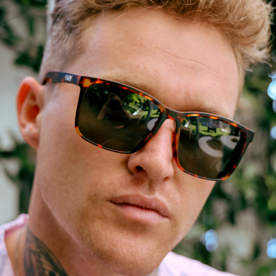 Skylark Polarised Tortoise Shell Rectangle Sunglasses on a male model